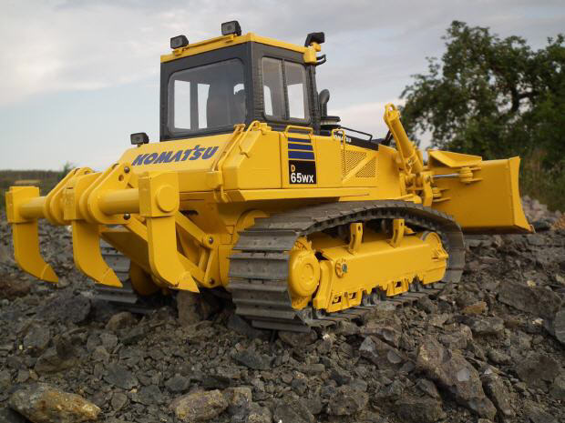 rc komatsu dozer