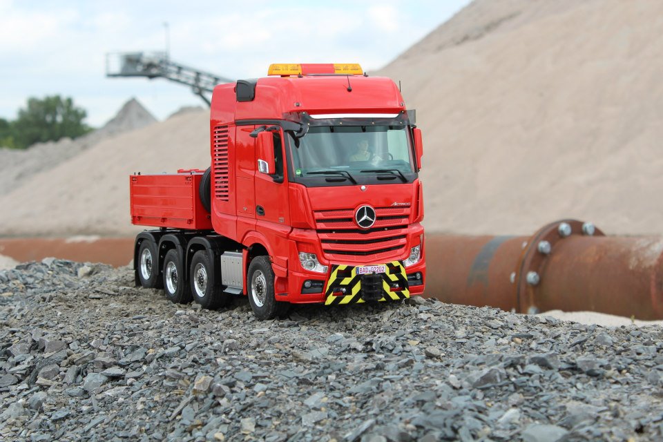 actros rc truck