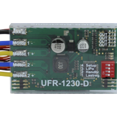 Dual electronic speed controller for models 1:14 or 1:16 scale