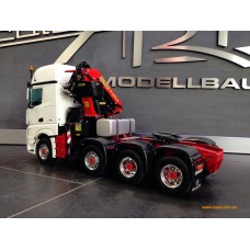 Mercedes Actros II gigaspace 8 x 8 with Palfinger